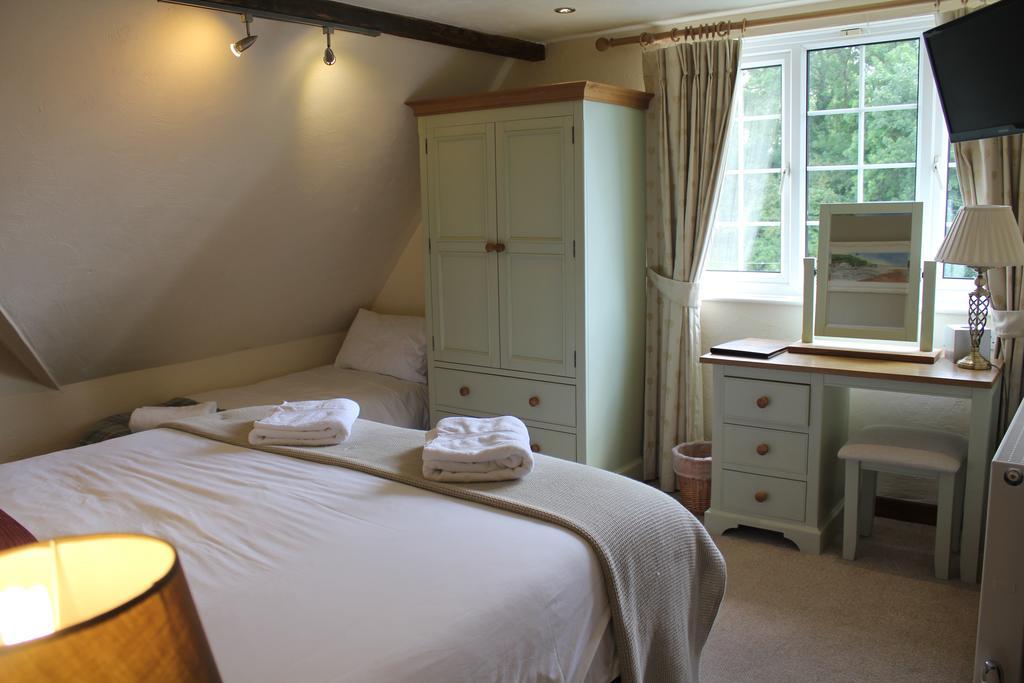 Three Horseshoes Country Inn 배리 객실 사진