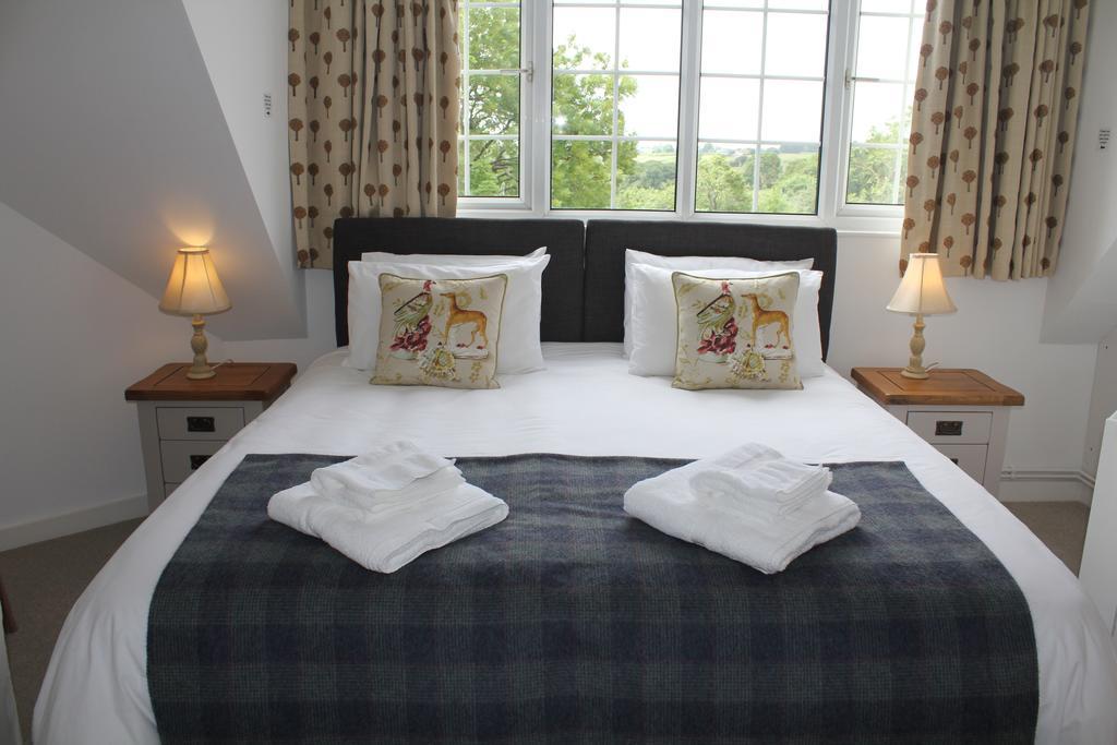 Three Horseshoes Country Inn 배리 외부 사진