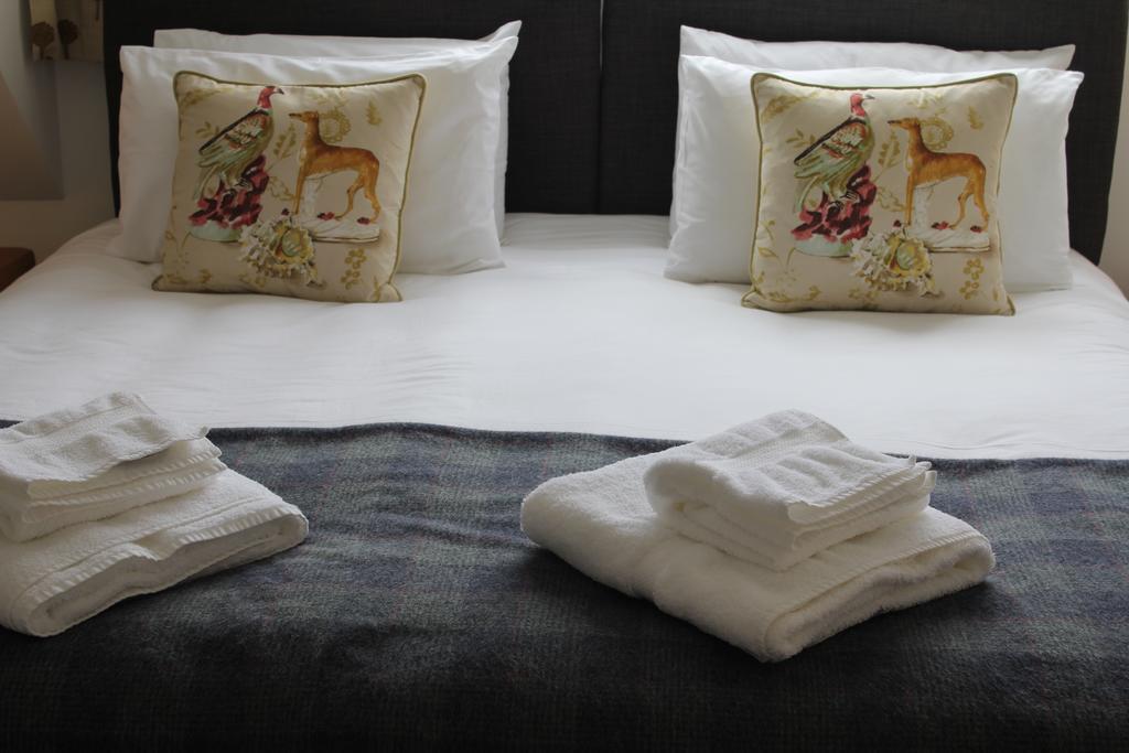Three Horseshoes Country Inn 배리 외부 사진